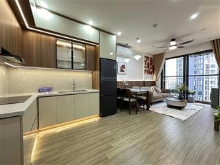Cc bán căn 1pn + 43m2 đầy đủ nội thất giá 3.2 tỷ the sapphire vinhomes smart city