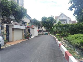 Đất rẻ, xây hầm/6 tầng  mặt tiền đường nhánh đường nguyễn văn hưởng. dt 15x38m. giá 81 tỷ tl