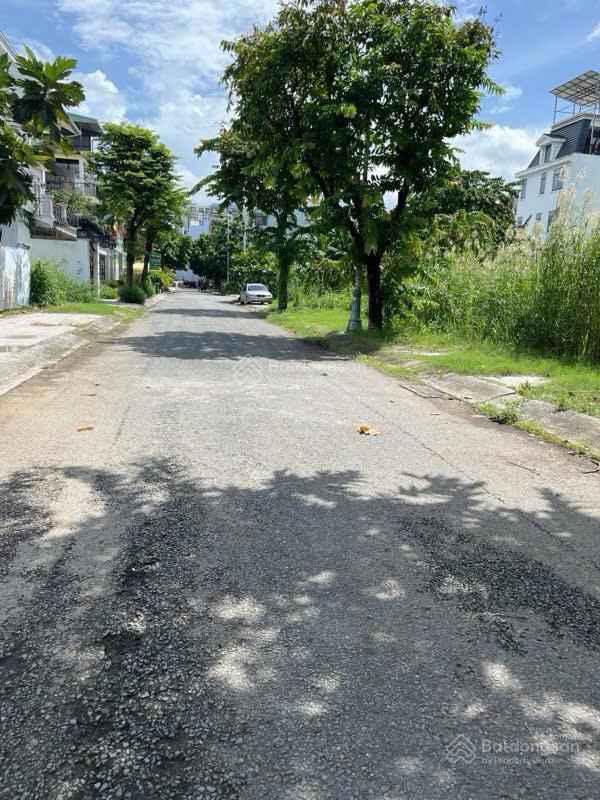 Bán nền đất siêu hiếm chỉ 94tr/m2 khu đông thủ thiêm, btđ, dt 8x22m vị trí đẹp