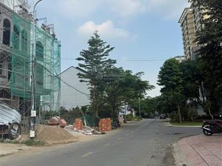 Bán nền đất biệt thự ngang 9m cn 213m2 đối diện công viên khu mười mẫu, btđ chỉ ~86tr/m2