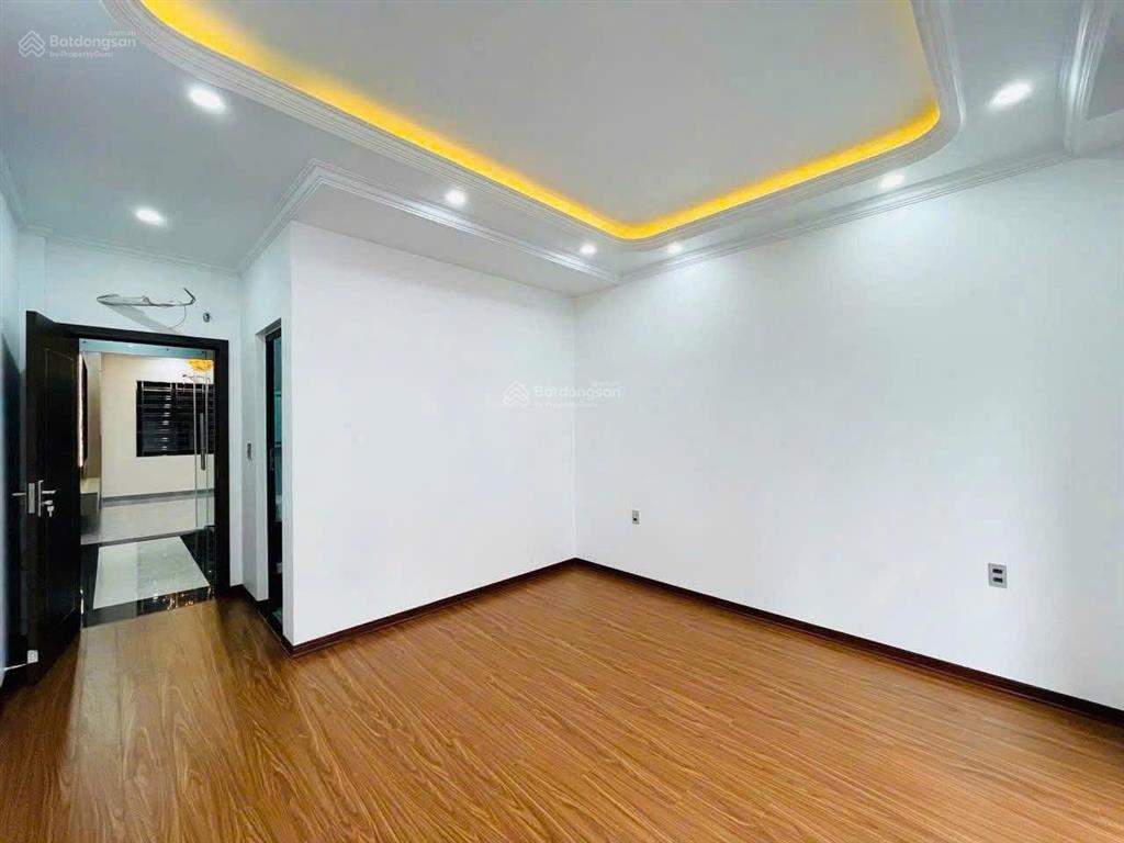 Bán nhà lô 22 lê hồng phong giá chỉ 10ty850