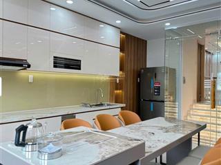 Chú quang cần bán căn nhà 60m2 phạm văn đồng giá 2,5 tỷ để sang mỹ định cư