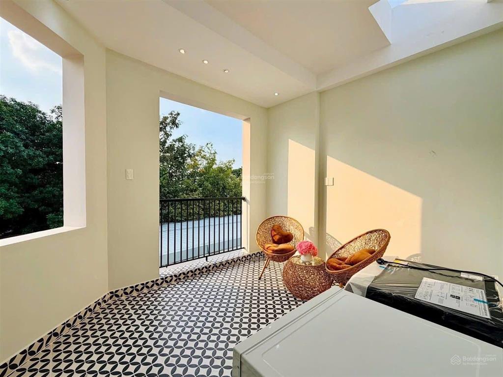 Chính chủ bán gấp nhà 1 trệt 1 lầu 70m2 ngay lê lợi, gò vấp 3pn ,3wc  hxh  shr  giá chỉ 2ti400tr