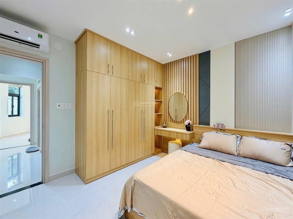 Chính chủ bán gấp nhà 1 trệt 1 lầu 70m2 ngay lê lợi, gò vấp 3pn ,3wc  hxh  shr  giá chỉ 2ti400tr