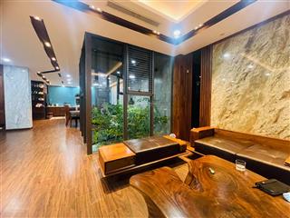 Bán nhà phân lô hoàng quốc việt,120m2,4t,mt20m,lô góc,đường 13m,kinh doanh , giá 57.99tỷ