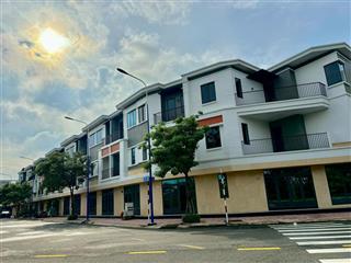 Hàng hiếm gần aeon mall, vsip1  3 tằng hoàn công  3t460  hộ khẩu hcm  đối diện công viên