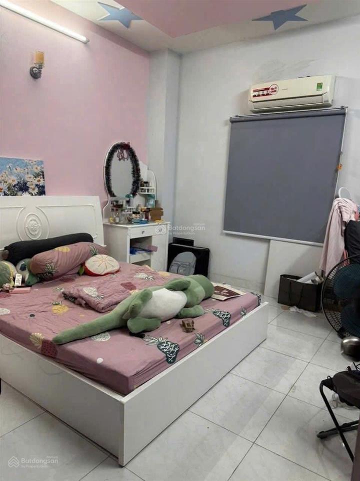 Giá không phát sinh. chính chủ bán gấp nhà 1t 1l đường hoàng đạo thúy  bình chánh, 95,6m2