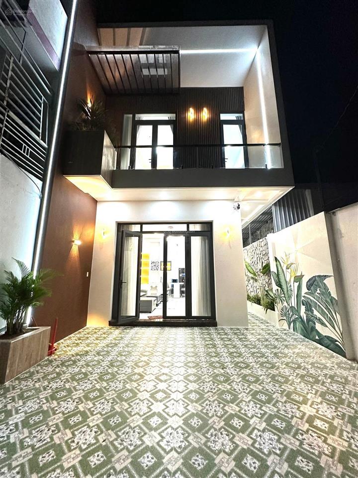 Nhà đẹp thiết kế hiện đại sang trọng tại bình chánh