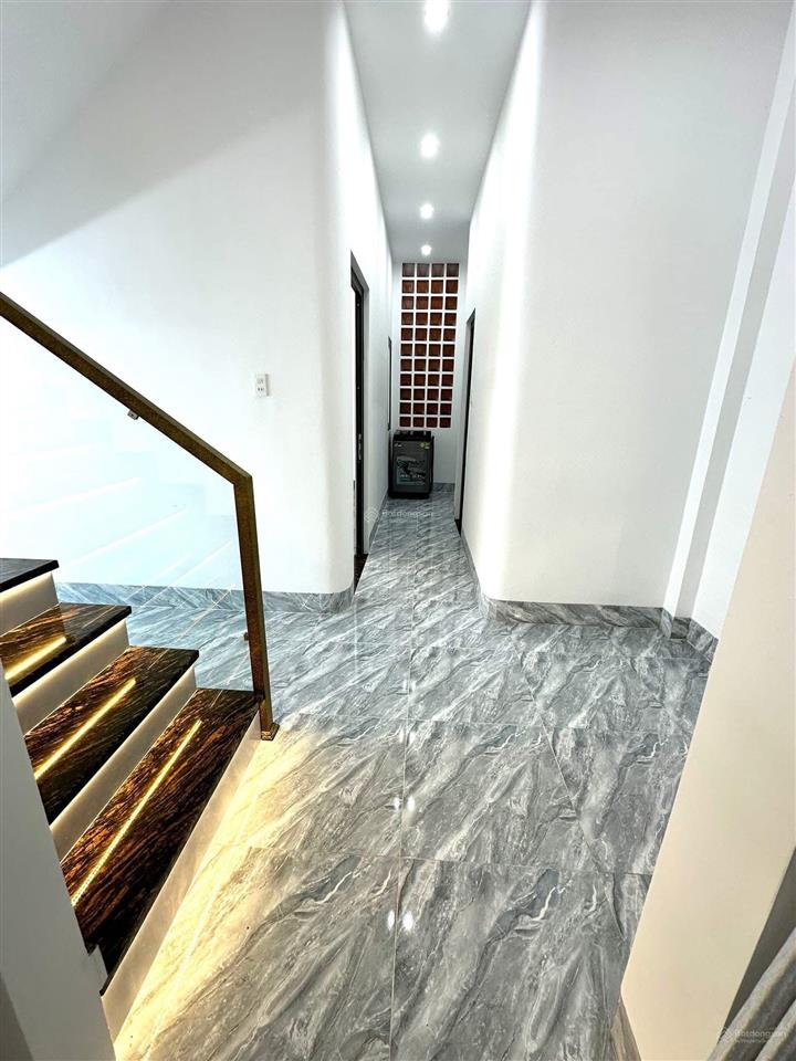 Nhà đẹp thiết kế hiện đại sang trọng tại bình chánh