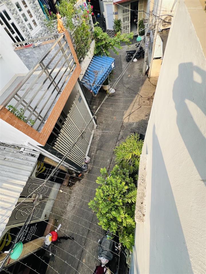 Bán gấp nhà 2 tầng đẹp 2 mặt hẻm, trung tâm quận 3, đường trần văn đang, chỉ 3.5 tỷ