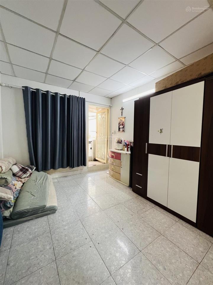 Bán gấp nhà 2 tầng đẹp 2 mặt hẻm, trung tâm quận 3, đường trần văn đang, chỉ 3.5 tỷ