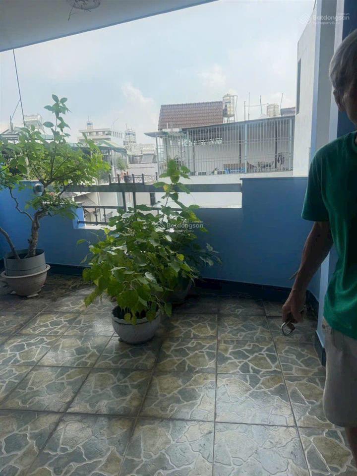 Nhà mới cần bán. phạm văn chiêu gò vấp dt 4x12 5 tầng giấy tờ pháp lý rõ ràng an ninh dân trí cao