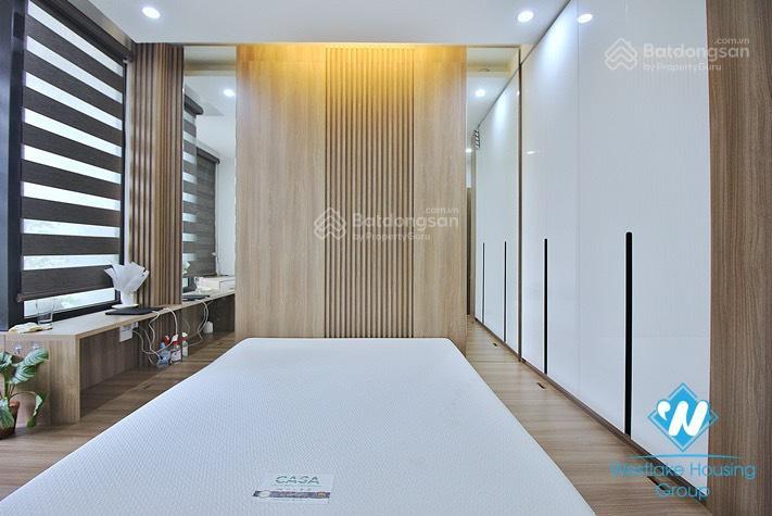 Cho thuê nr tại hoàng cầu,90m2, 4pn, 3wc đẹp xuất sắc, giá thuê 28 triệu.  0356 380 ***