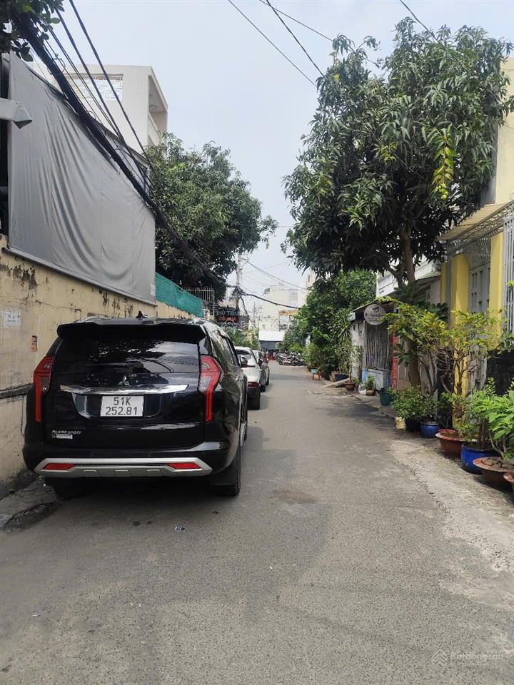 Định cư nn bán gấp nhà gia phú, 60m2, 5 tầng btct, thiết kế hiện đại, gần chợ bình tây hẻm xe hơi