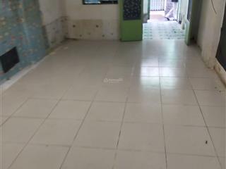 Chính chủ đường phạm thế hiển, p4, q8, hẻm 3m shr