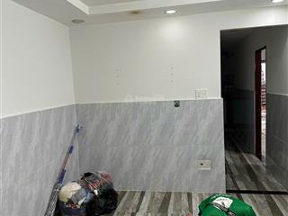 Bán nhà chdv tại tám danh, p4, q8 thu nhập ổn định 30tr/tháng