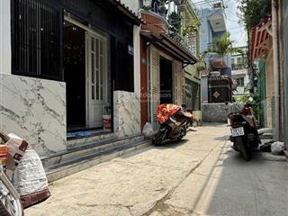 Võ trứ q8 nhà 2 làu hẻm 3m shr hoàn công đủ