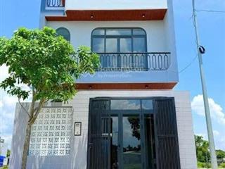 Bán nhà 3 tầng  đường cây da  tân phú trung  củ chi  80m2 . giá 2 tỷ 500 triệu