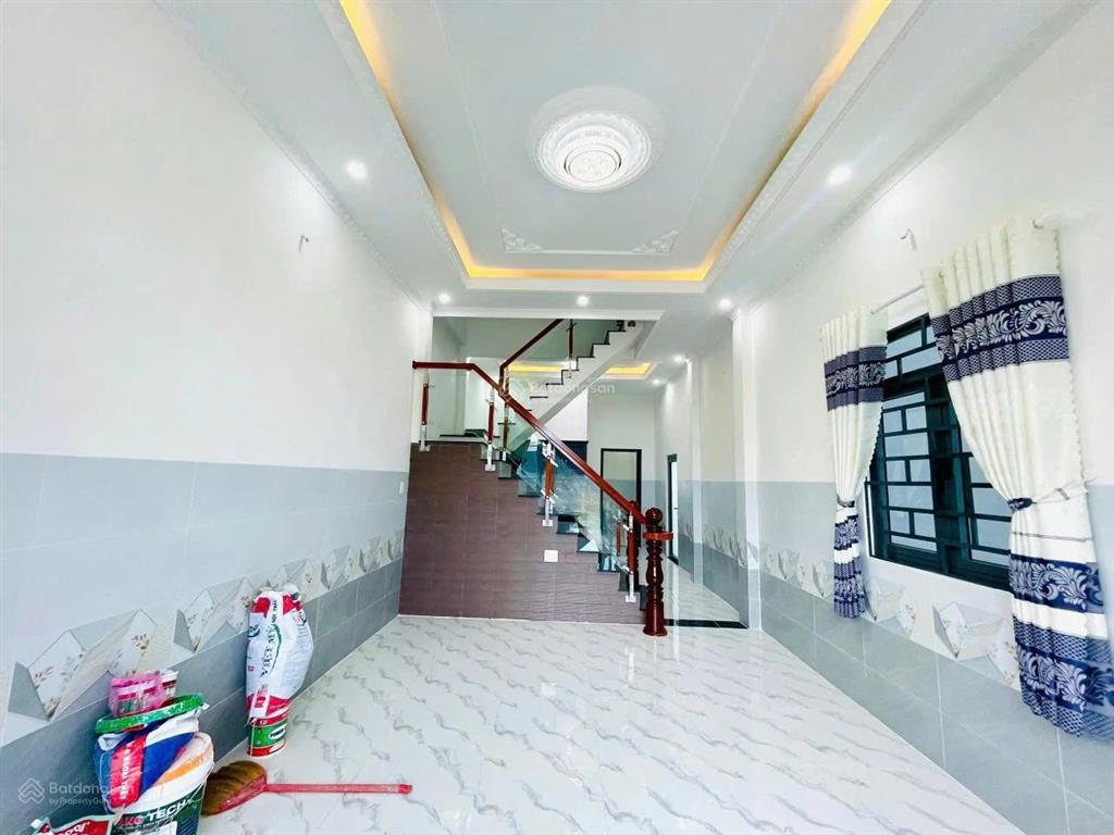 Nhà 1 trệt  1 lầu  115m2 (5x23)  3pn  tân thông hội  củ chi giá 2 tỷ 550 triệu