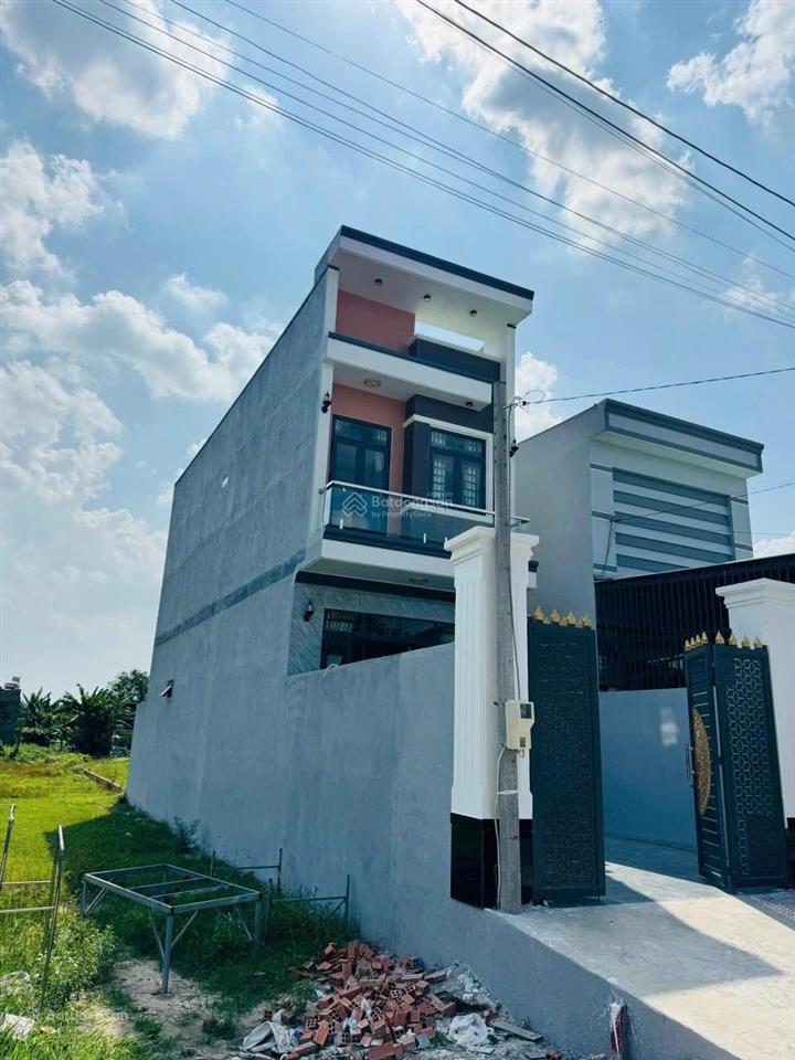 Nhà 1 trệt  1 lầu  115m2 (5x23)  3pn  tân thông hội  củ chi giá 2 tỷ 550 triệu