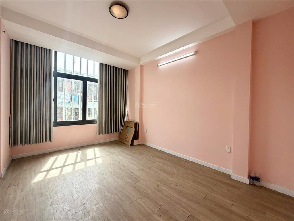 Cơ hội sở hữu nhà đẹp trung tâm quận 10 hẻm 8m xe tải tránh