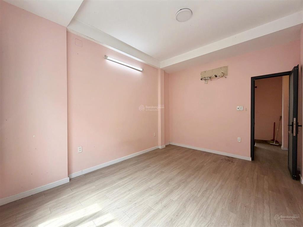 Cơ hội sở hữu nhà đẹp trung tâm quận 10 hẻm 8m xe tải tránh