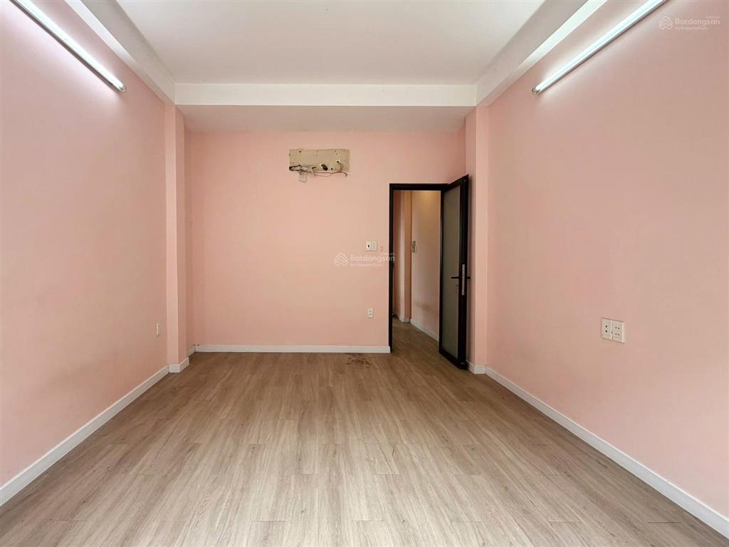 Cơ hội sở hữu nhà đẹp trung tâm quận 10 hẻm 8m xe tải tránh