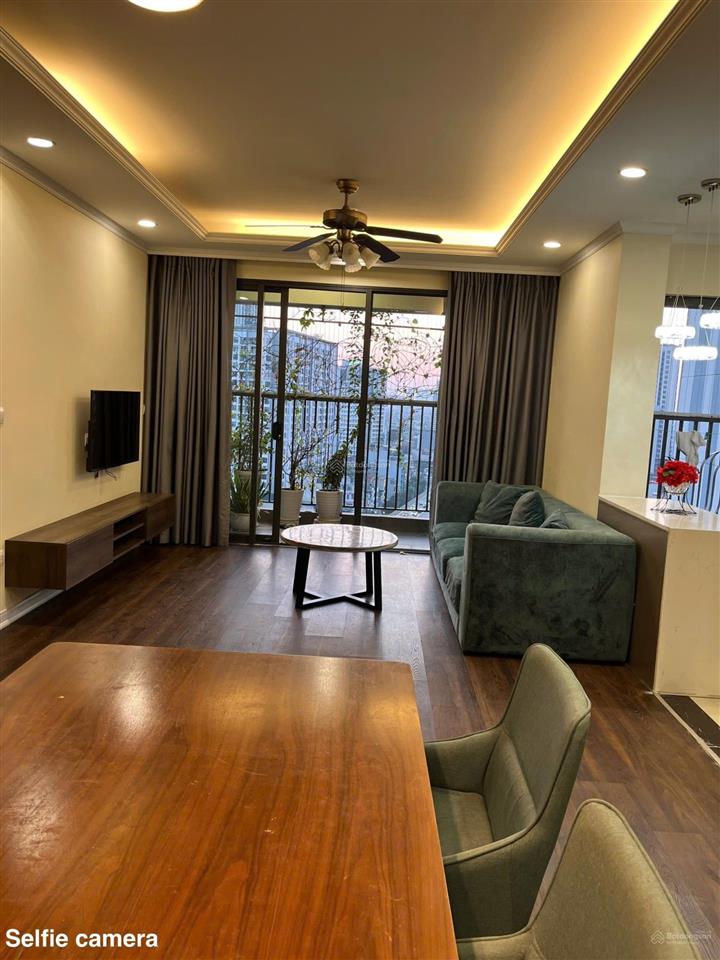 Chính chủ bán căn cc 440 vĩnh hưng tầng cao hướng nam tặng full đồ.