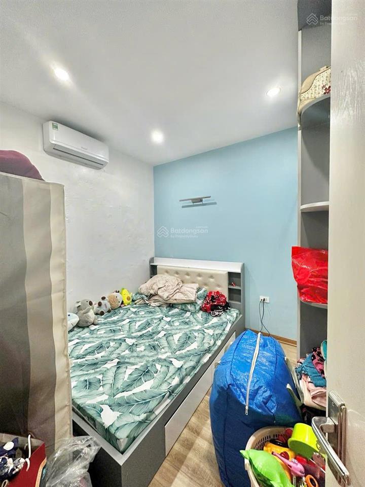 Toà c vinaconex 2 bán căn hộ chung cư vinaconex 2, 68m2, 2pn 2wc, giá 5,7 tỷ