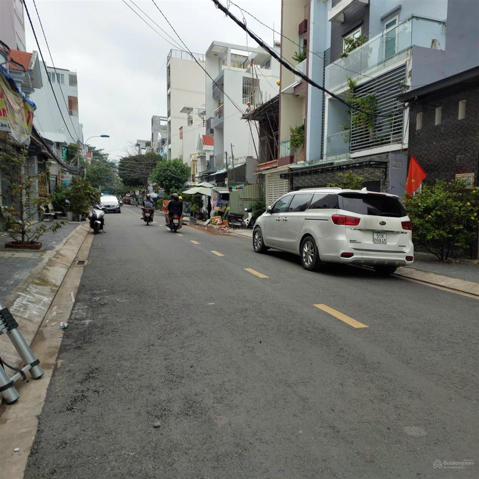 Quận 7  mặt tiền đường kinh doanh siêu đỉnh  hiện đang có dòng tiền thu nhập 180tr/năm