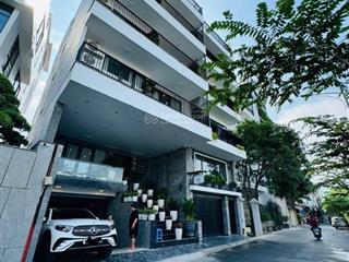 Bán tòa nhà 10 tầng mặt phố trung tâm ba đình lõi, dt 96m2, mt 8m, nở hậu, xây mới giá 62 tỷ chào.