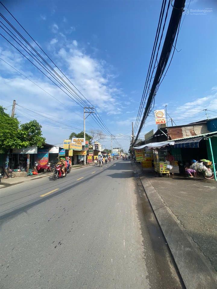 Dòng thu 30tr/tháng,diện tích 232m2 nhà mặt tiền phan văn hớnhóc môn