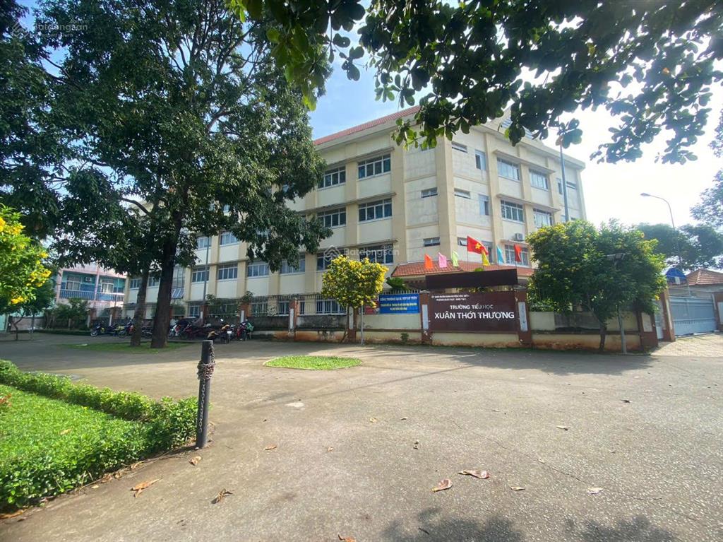 Dòng thu 30tr/tháng,diện tích 232m2 nhà mặt tiền phan văn hớnhóc môn