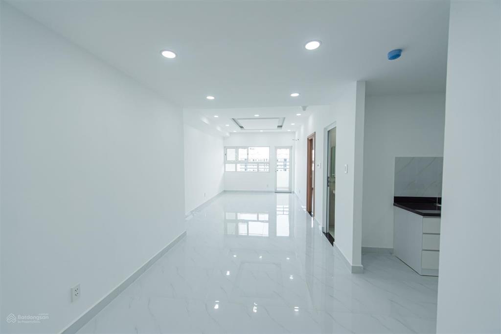 Căn hộ góc 2pn 2wc đặc biệt, 89m2, bàn giao thô, giá 2,4 tỷ dành cho gia chủ muốn tự làm nội thất