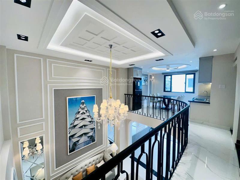 Nhà 4 tầng đúc mới sát mặt tiền quang trung  chỉ cần mang vali vào ở  chỉ 6,9 tỷ