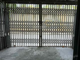 Cho thuê phòng tầng 1 rộng rãi, tiện nghi. khu tập thể quân đội lạc long quân