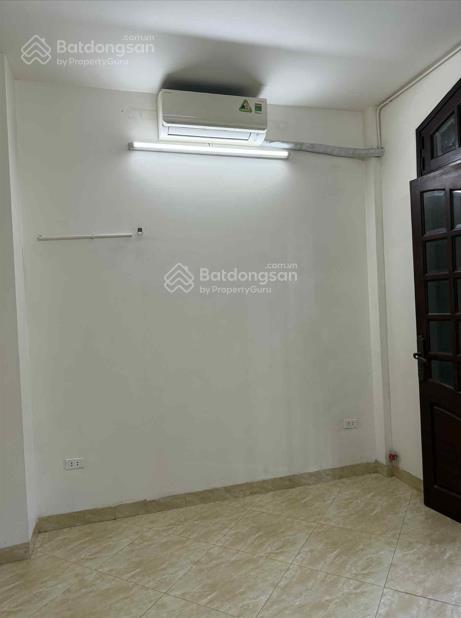 Cho thuê phòng tầng 1 rộng rãi, tiện nghi. khu tập thể quân đội lạc long quân