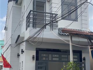 Bán nhà mặt tiền mà rẻ hơn nhà trong hẻm 68m2 2 tầng chỉ 5.2tỷ thương lượng.