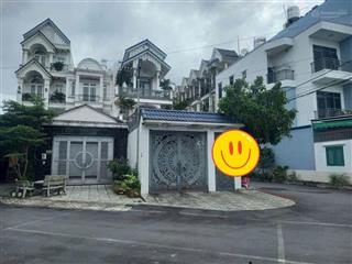  nhà đúc 3 tấm view kênh cực đẹp hiệp thành, q12  thông tứ tung