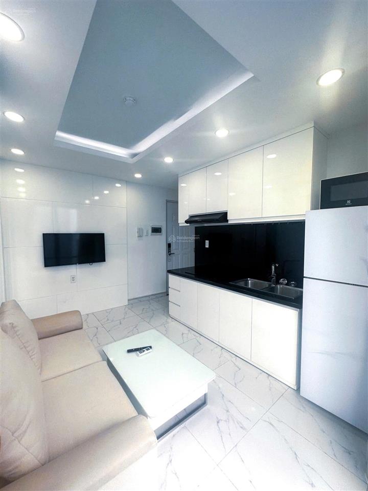 Căn hộ 1 phòng ngủ ban công, tách bếp, thang máy, bảo vệ 24/7 ngay toà nhà viettel quận 3