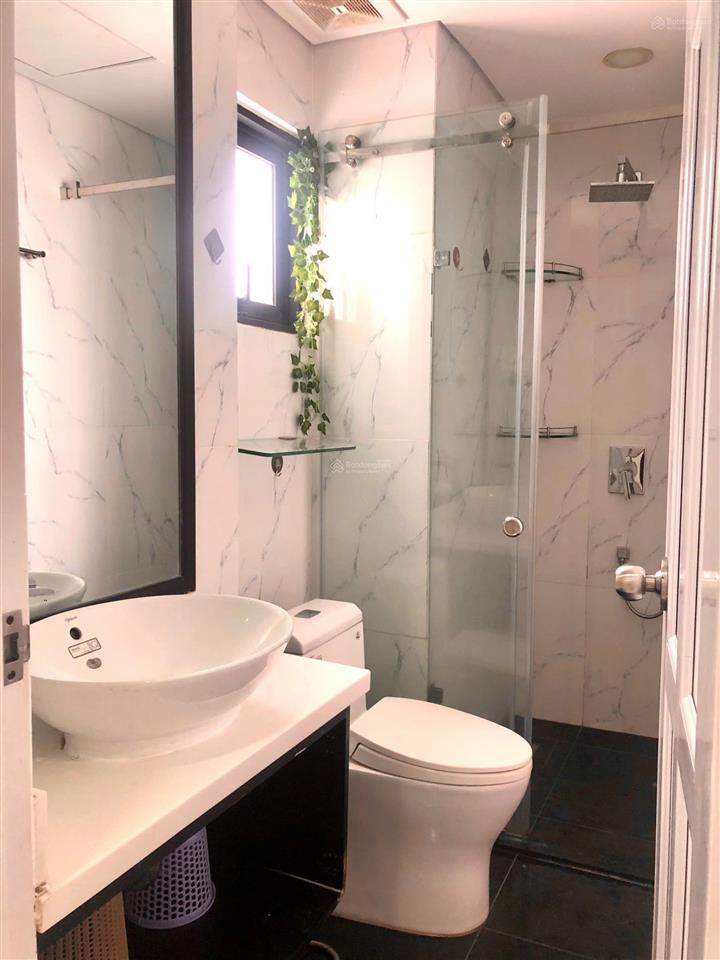 Căn hộ 1 phòng ngủ ban công, tách bếp, thang máy, bảo vệ 24/7 ngay toà nhà viettel quận 3