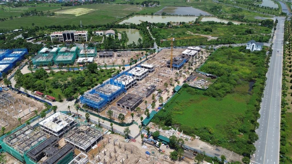 Bán liền kề thanh hà giá nhỉnh 14 tỷ , hướng đông bắc, trước mặt là chung cư