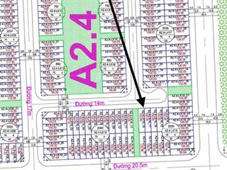 Bán lô liền kề góc vườn hoa a2.4 dt 102m2 nhà xây 4 tầng+1 tum giá chưa tới 14 tỷ