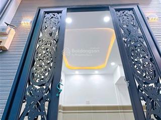 Nhà hẻm bến vân đồn  2 tầng  25,5m2  gần hoàng diệu, khánh hội  giá chỉ nhỉnh 3 tỷ