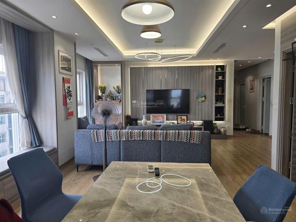 Sống chất giữa tây hồ căn góc vườn đào, view sông hồng & hồ tây hiếm có