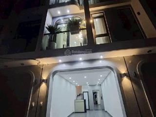 Nhà 6 tầng thạch bàn 40m2 có thang máy , garage để xe, full nội thất