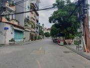 Phố hồng tiến nguyễn văn cừ, 440m2 mặt tiền 18m chính chủ gửi bán 260 tỷ