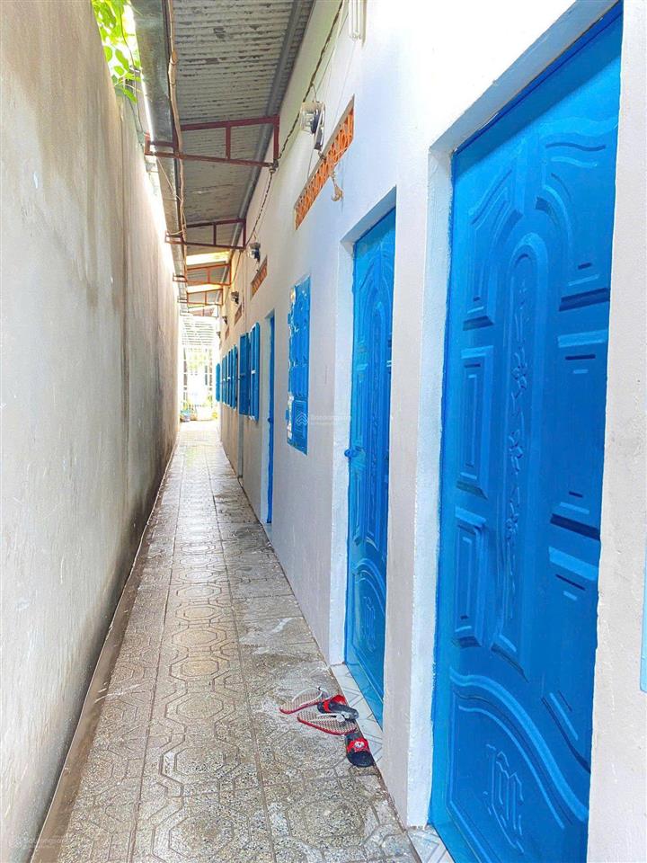 Chú minh cần sang gấp lại dãy trọ 125m full thổ cư sổ hồng riêng giá 2,75tỷ