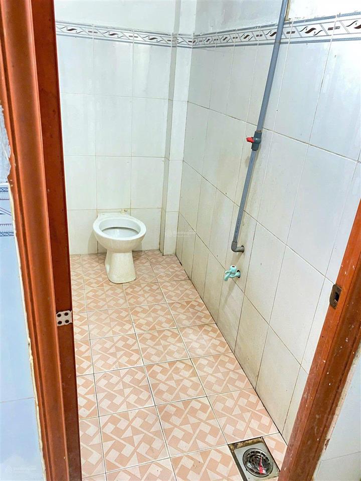 Chú minh cần sang gấp lại dãy trọ 125m full thổ cư sổ hồng riêng giá 2,75tỷ