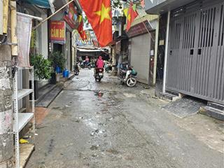 Bán nhà riêng mỹ đình, dân xây, ô tô, kinh doanh, 3 thoáng, 35m, 4.5 tầng, 3 ngủ rộng.